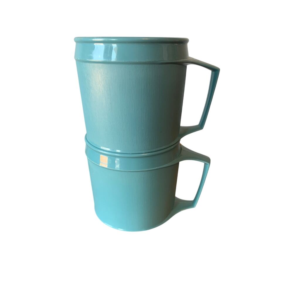 Vintage Aladdin Coffee Mugs Cups 8 oz Stackable Plastic Insulated Light Blue USA